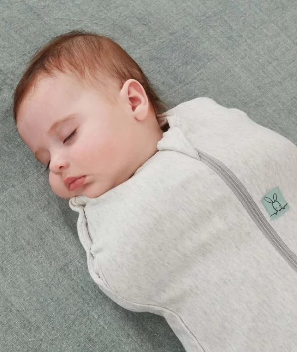 Saculet Swaddle Cocoon infasat Bebe Bumbac  3-6 luni - 1.0 Tog Gri ErgoPouch - imagine 5