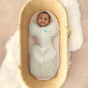 Saculet Swaddle UP Brate sus infasat Bebe Bumbac  3-6 Luni 6-8.5 Kg - 1 TOG  Sand LOVETODREAM M
