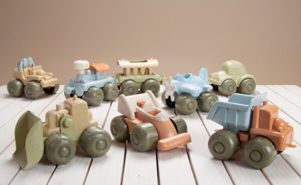 BIOplastic Set 4 Vehicule pentru Plaja si Nisip - Dantoy - imagine 3