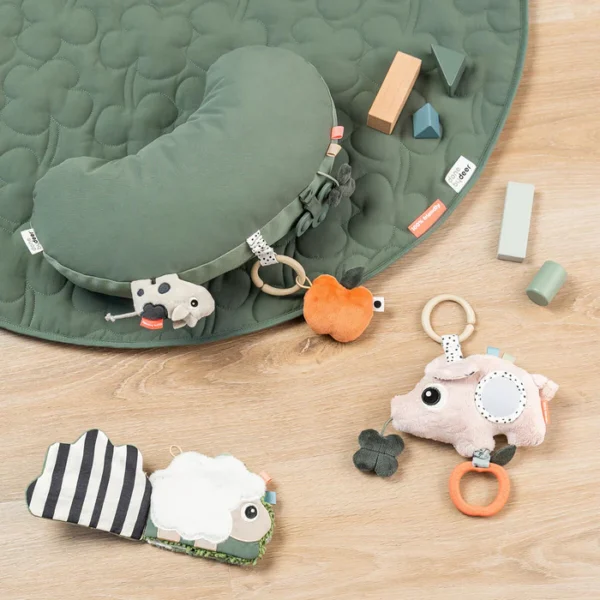 Perna activitati cu jucarii Tummy time Tiny farm Green - Done by Deer - imagine 2