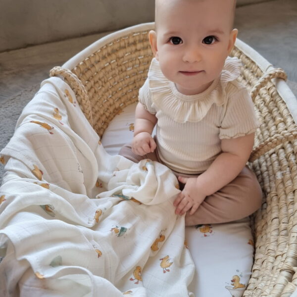 Muselina Swaddle bambus 120x120 cm - Lucky Ducky - imagine 2